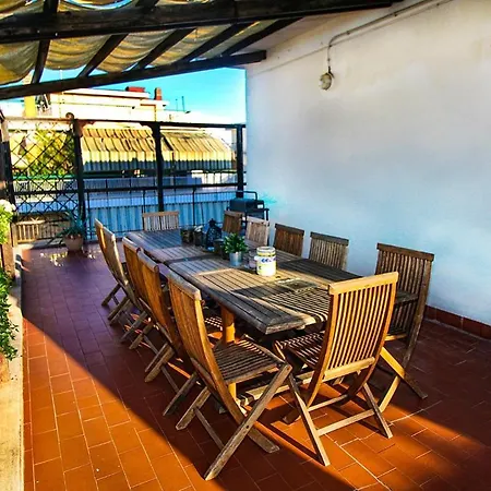 Casa Cornelia Apartment *